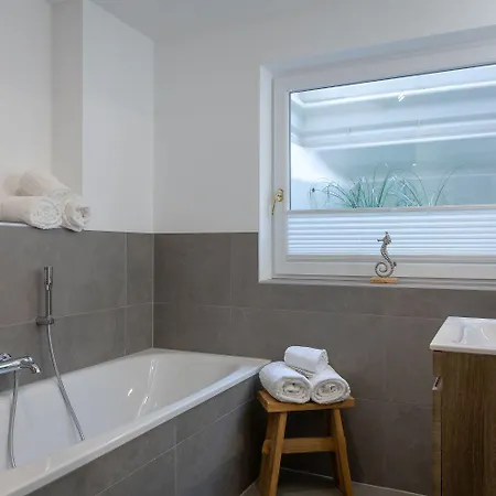 Haus-berthin-bleeg-app-2 *